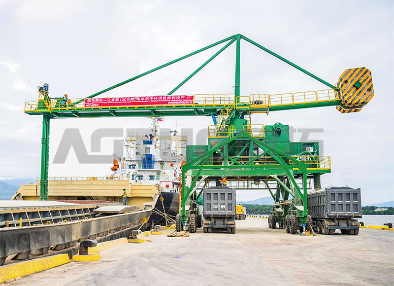 1000-70000 DWT 200-1500 t/h gumiabroncs mobil csavaros hajó kirakodó