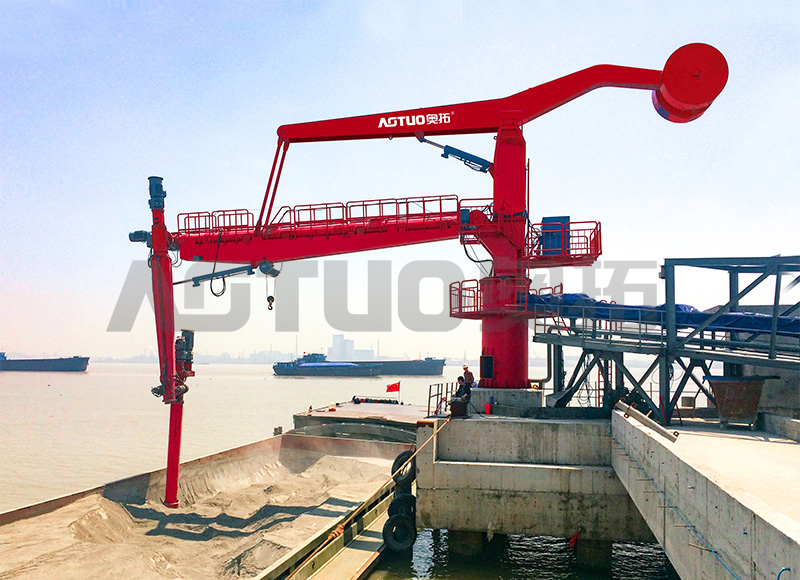 600-15000 DWT 100-500 t/h Fix csavaros hajókirakodó